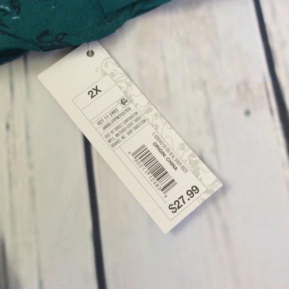 Xhiliration by Target flowy, off shoulder top 2XL - Picture 2 of 2